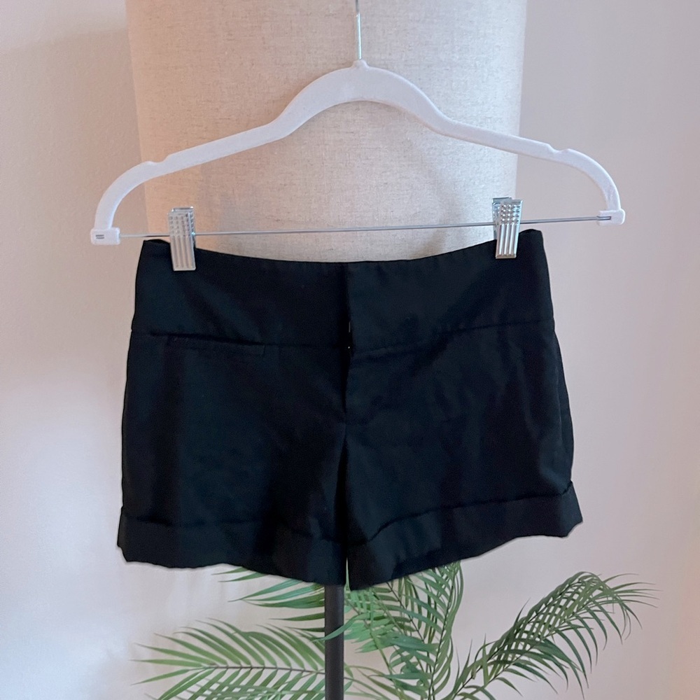 Guess mini shorts size 23 black